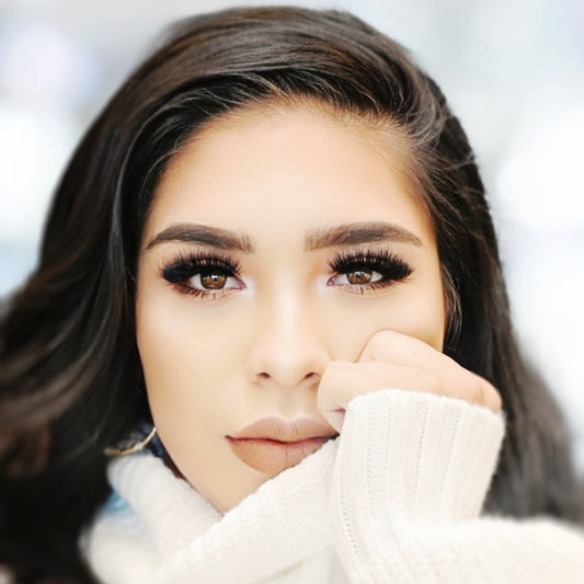 1 FULL SET OF LASHES